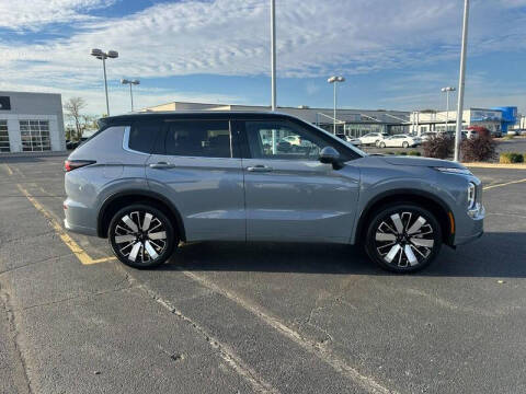 2025 Mitsubishi Outlander SEL