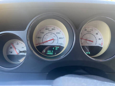 2011 Dodge Challenger SE