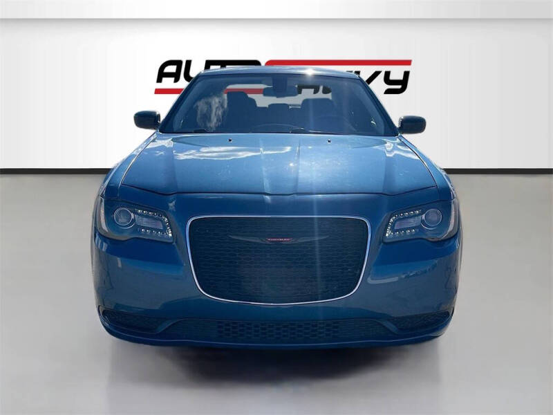 2022 Chrysler 300 Touring