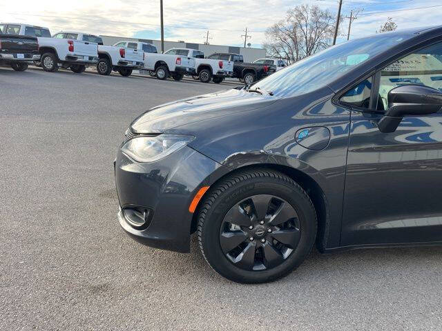 2020 Chrysler Pacifica Hybrid Touring L