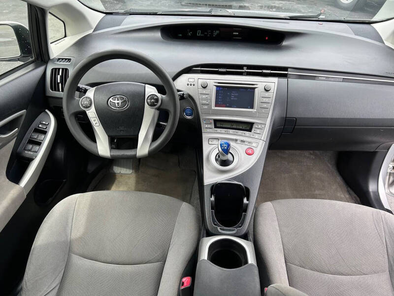 2013 Toyota Prius Two