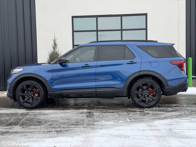 2022 Ford Explorer ST