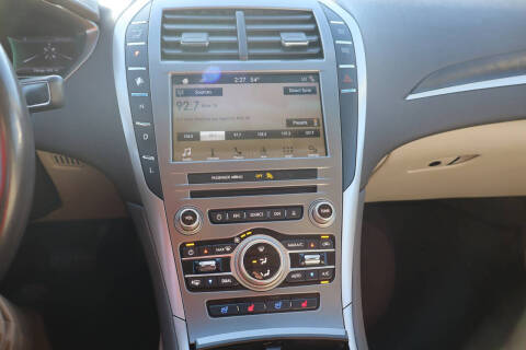 2017 Lincoln MKZ Hybrid Reserve