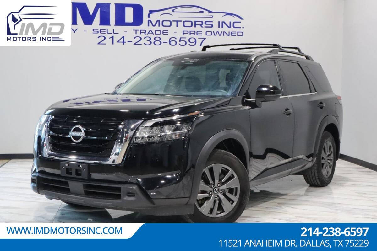 2022 Nissan Pathfinder for sale at IMD MOTORS, INC in Dallas, TX