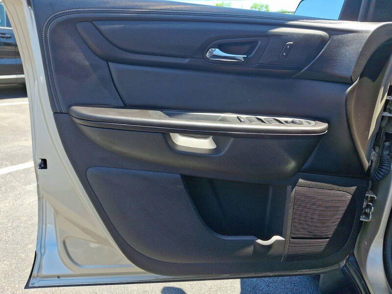 2015 GMC Acadia SLE-2