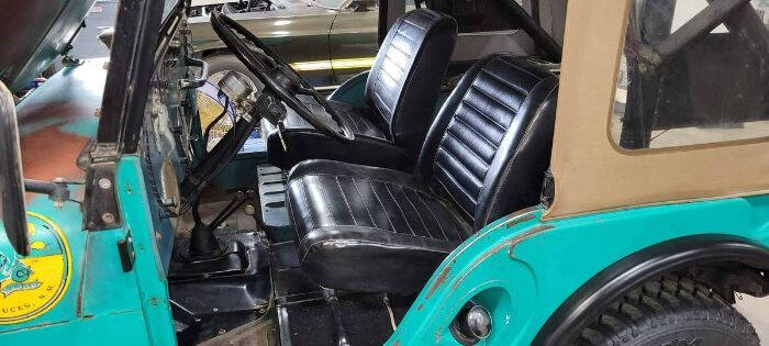 1967 Kaiser Jeep
