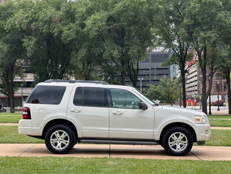 2010 Ford Explorer XLT