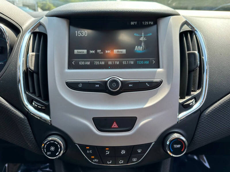 2018 Chevrolet Cruze LS Auto