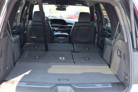 2023 Cadillac Escalade Luxury