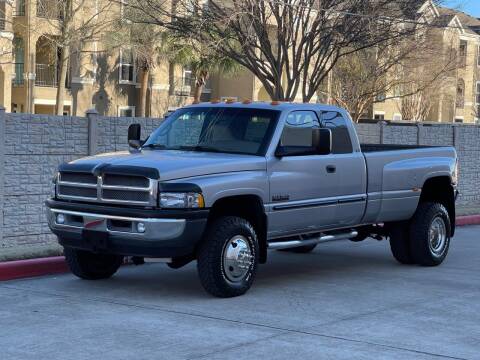 2001 Dodge Ram Pickup 3500 for sale at RBP Automotive Inc. in Houston TX
