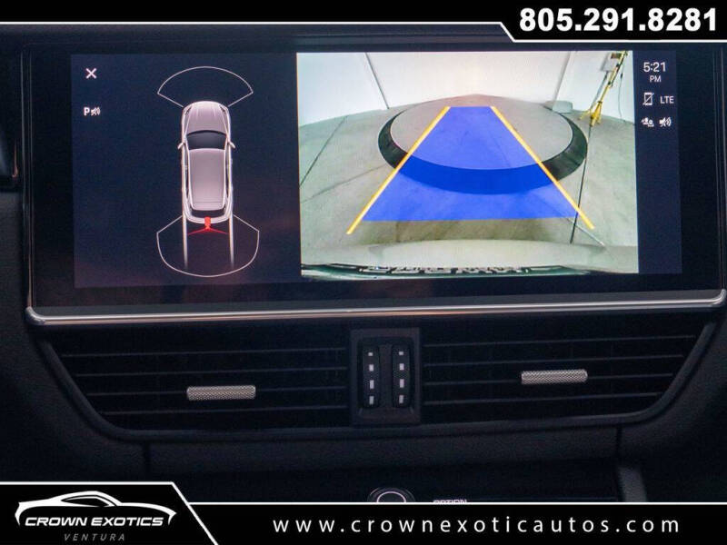 2023 Porsche Cayenne Platinum Edition