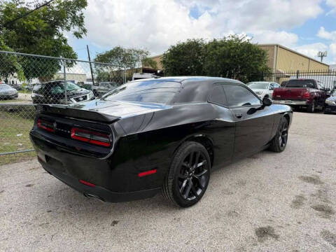 2019 Dodge Challenger SXT