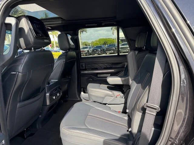2024 Ford Expedition Platinum
