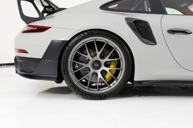 2018 Porsche 911 GT2 RS