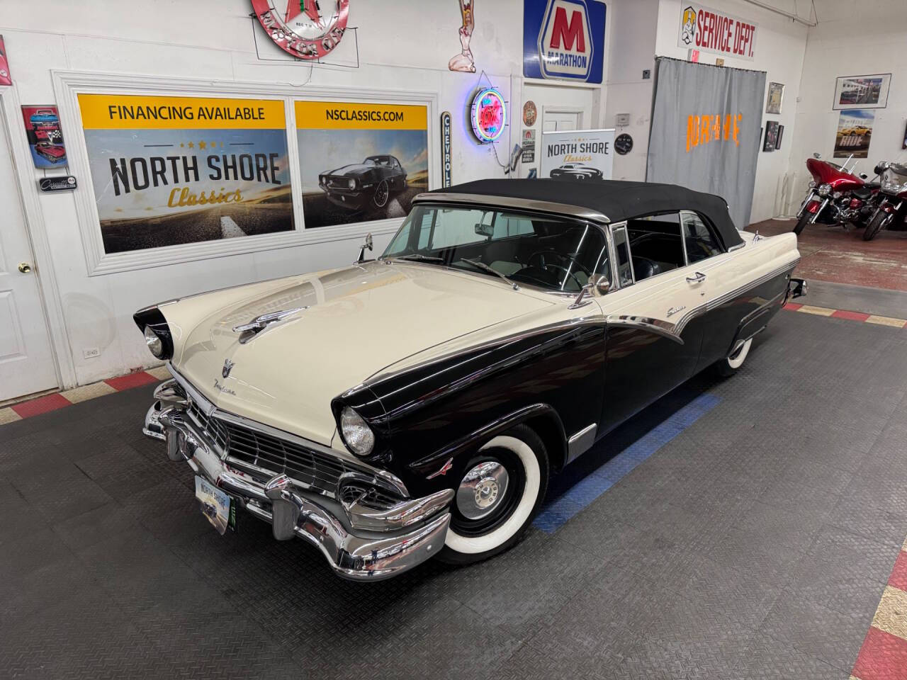 1956 Ford Fairlane 3