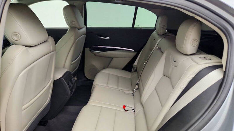 2023 Cadillac XT4 Luxury