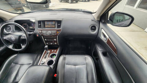 2014 Nissan Pathfinder SL