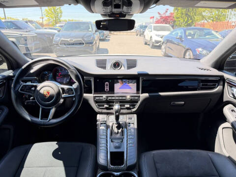 2021 Porsche Macan