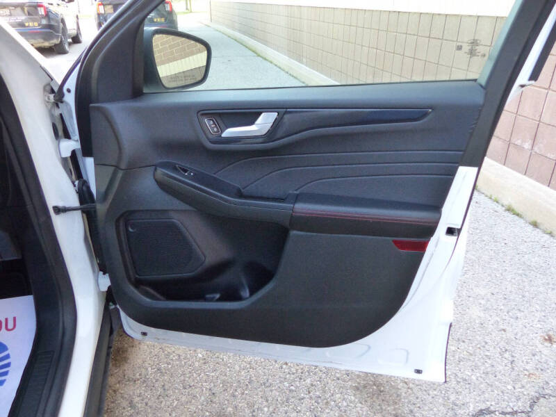 2025 Ford Escape ST-Line