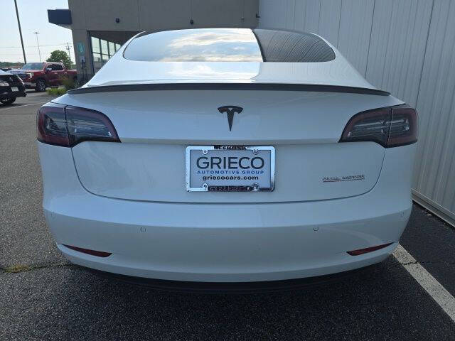 2022 Tesla Model 3 Performance