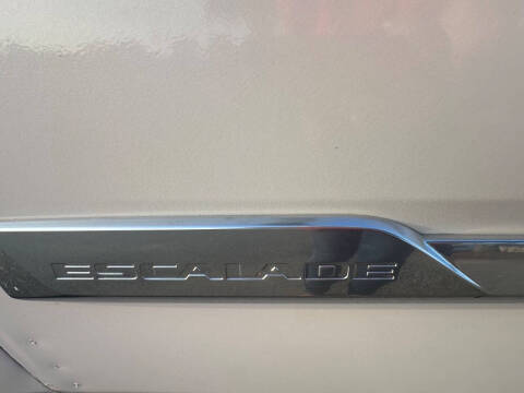 2020 Cadillac Escalade Luxury