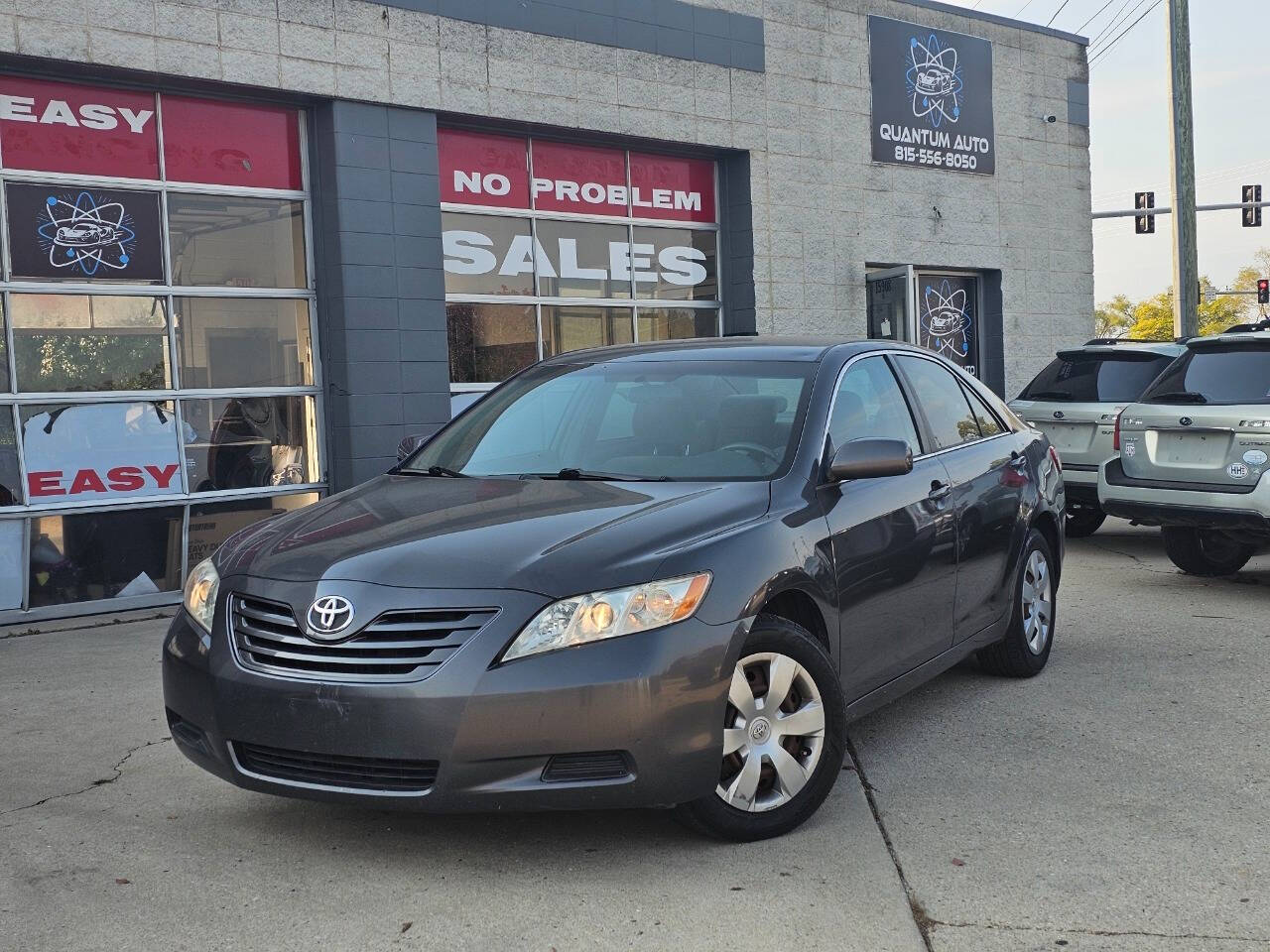 2008 Toyota Camry for sale at Quantum Auto Co in Plainfield, IL