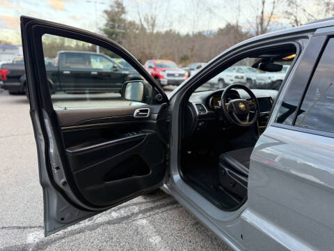2020 Jeep Grand Cherokee Altitude