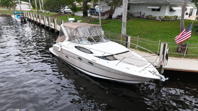 2011 Regal 35 Express Cruiser