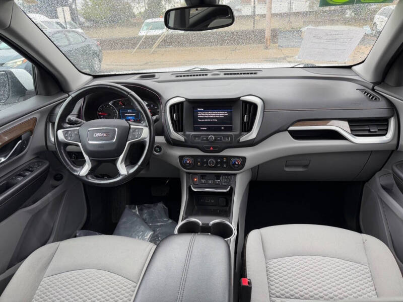 2020 GMC Terrain SLE