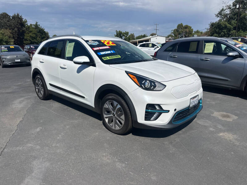 2022 Kia Niro S's photo