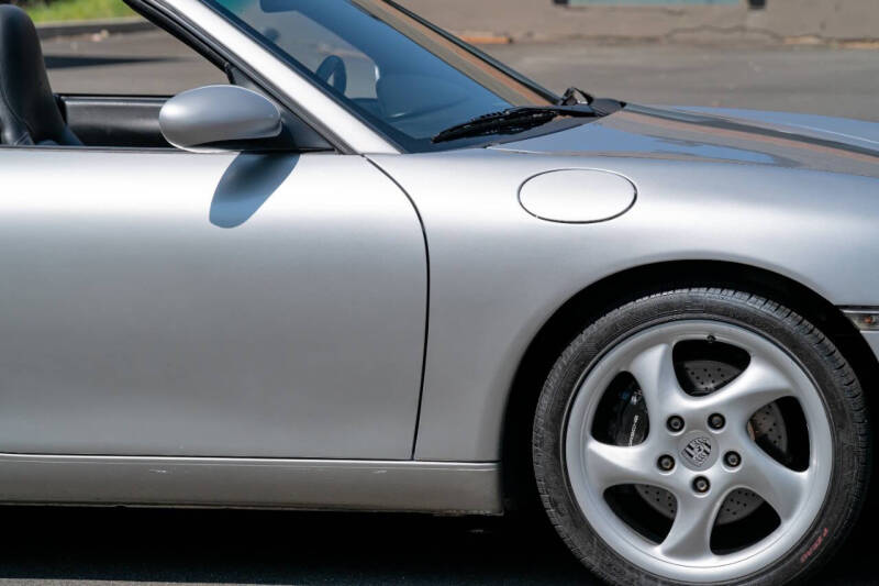 2001 Porsche 911 Carrera