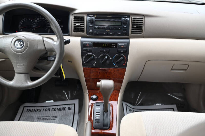 2006 Toyota Corolla LE