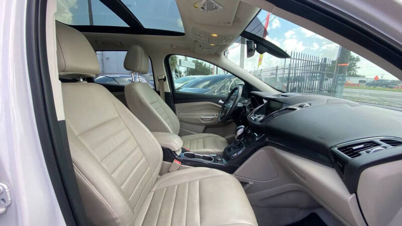 2015 Ford Escape Titanium