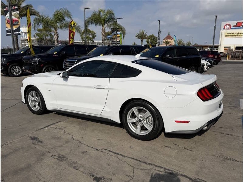 2021 Ford Mustang