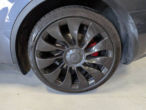 2023 Tesla Model Y Performance
