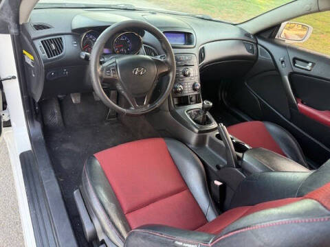 2012 Hyundai Genesis Coupe 3.8 R-Spec