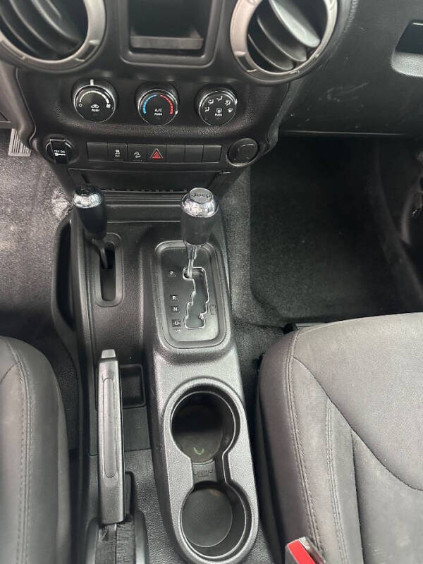 2017 Jeep Wrangler Sport