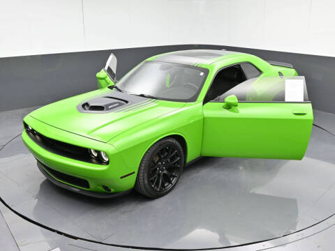 2017 Dodge Challenger R/T Plus