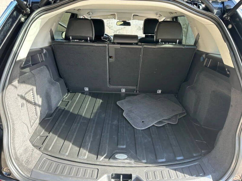 2019 Land Rover Discovery Sport SE