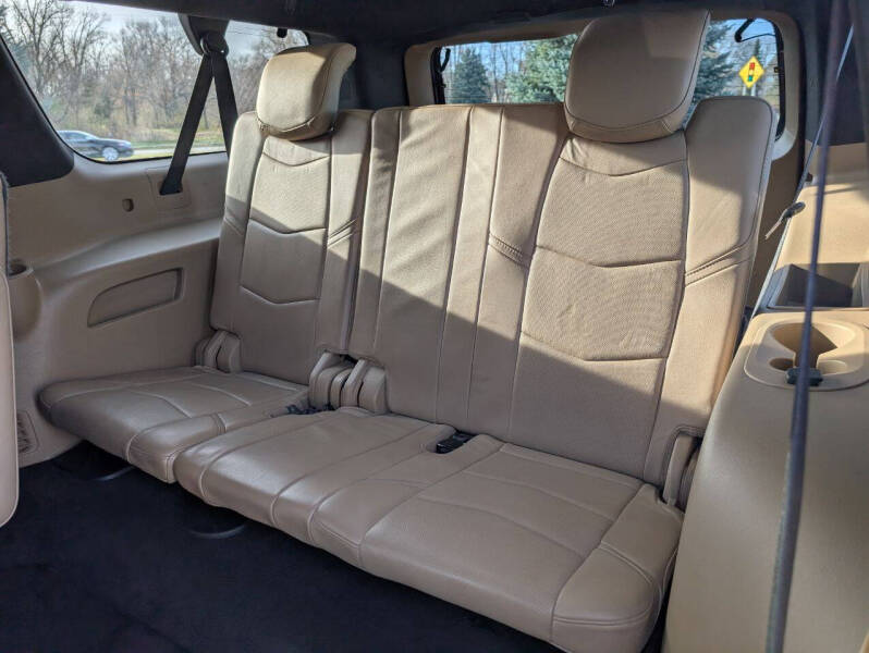 2019 Cadillac Escalade ESV Platinum