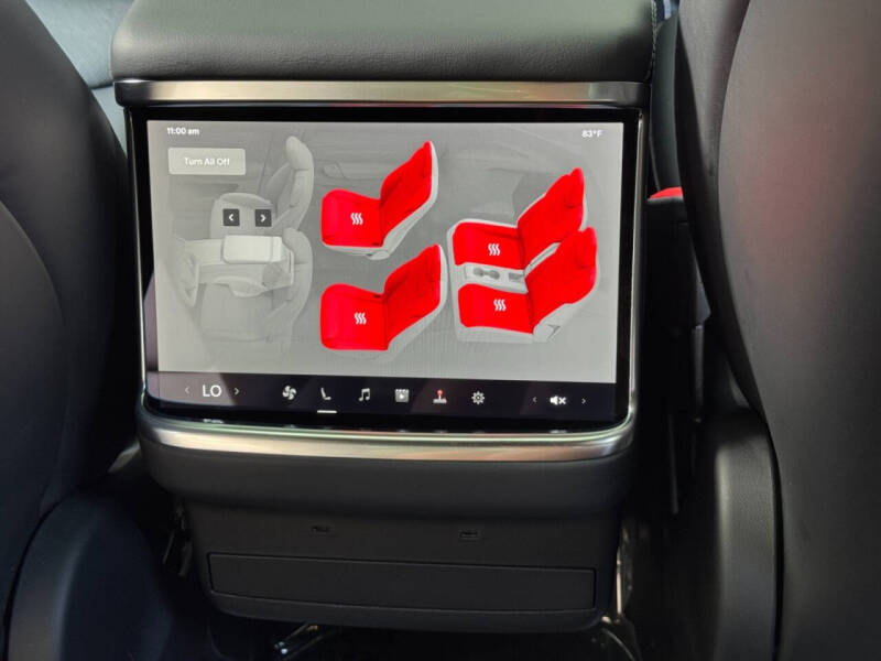 2023 Tesla Model X Standard Range