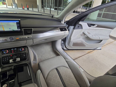 2014 Audi S8 4.0T quattro