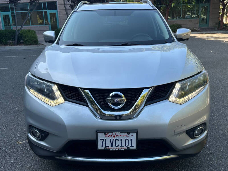 Image 3 of 2015 Nissan Rogue SV