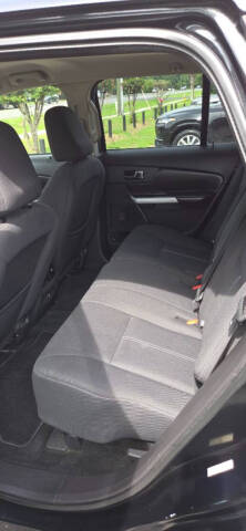 2011 Ford Edge SE