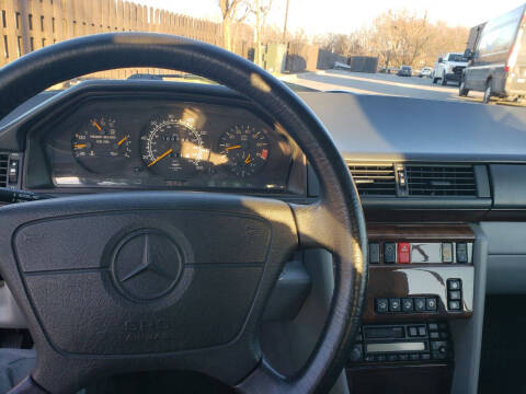 1995 Mercedes-Benz E-Class E 320