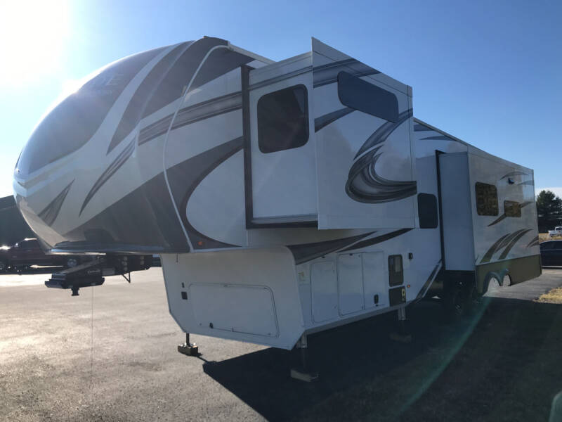 2022 Grand Design RV Solitude