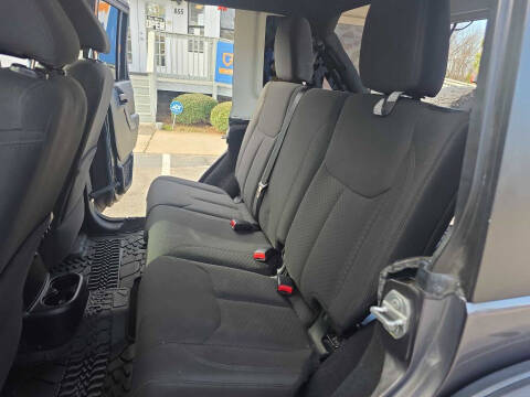 2017 Jeep Wrangler Unlimited Sport