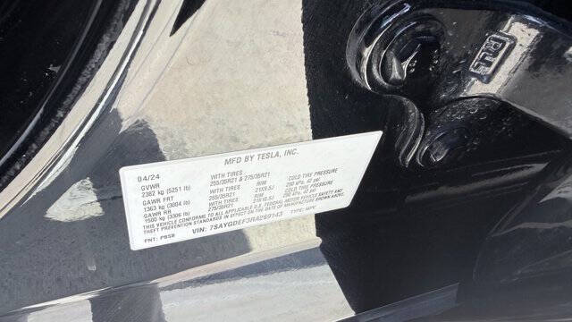 2024 Tesla Model Y Performance