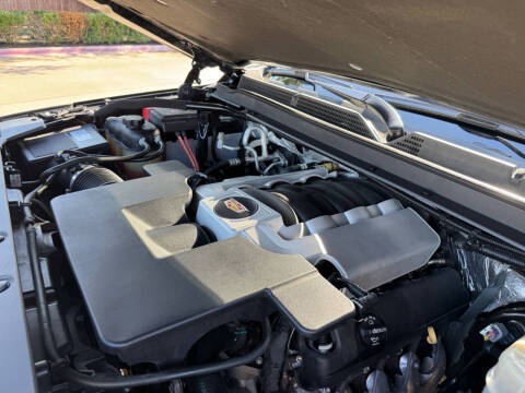 2018 Cadillac Escalade Luxury