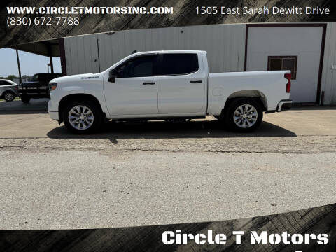 2023 Chevrolet Silverado 1500 Custom
